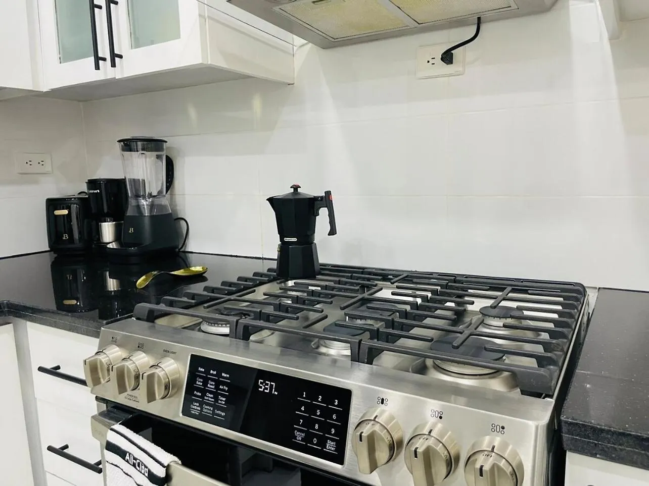 شقة Tranquil Oasis In El Retiro St سانتياغو دي لوس كاباليروس